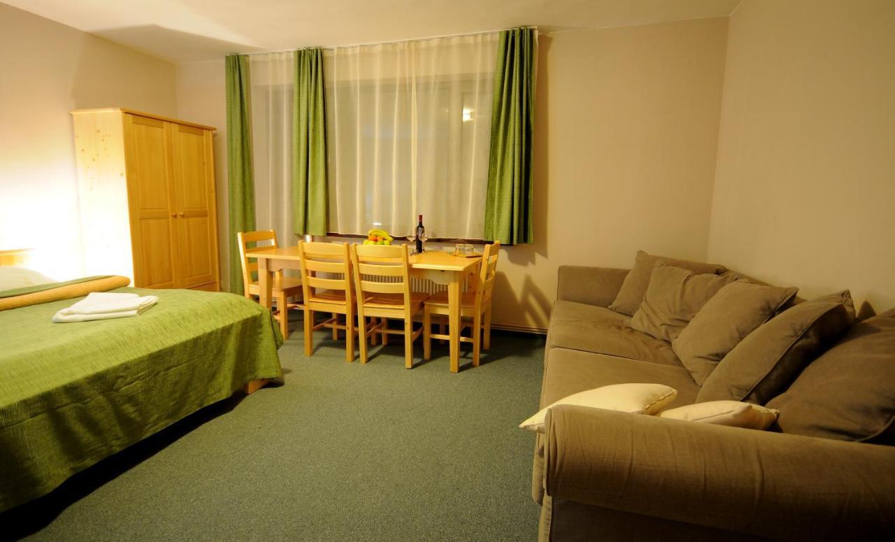 Penzion Adika Mýto pod Ďumbierom Chambre photo